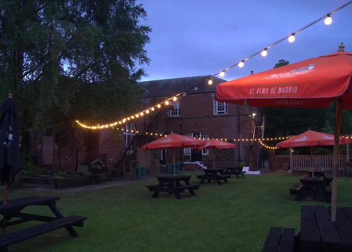 The Hand Hotel