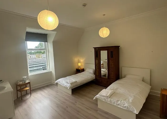 Cluny Hill Hotel