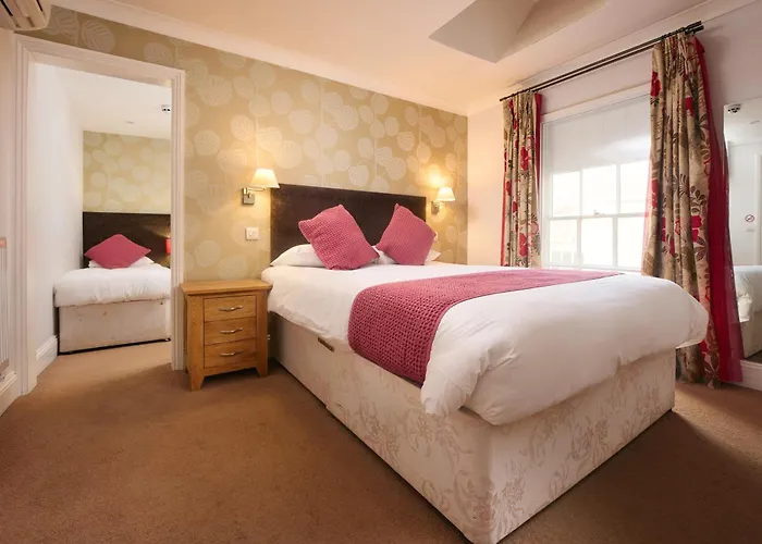 Royal Seven Stars Hotel