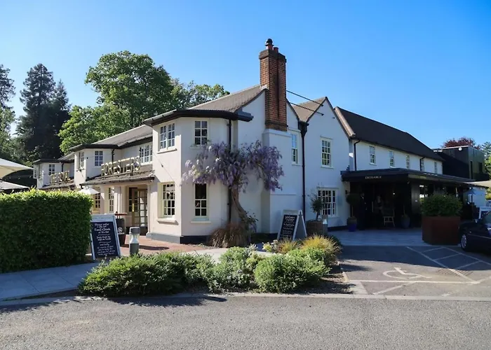 The Royal Foresters, Ascot, Berkshire - Acorn Pubs