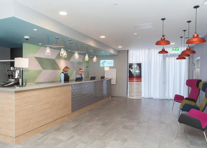 Holiday Inn Express Aberdeen Airport By Ihg