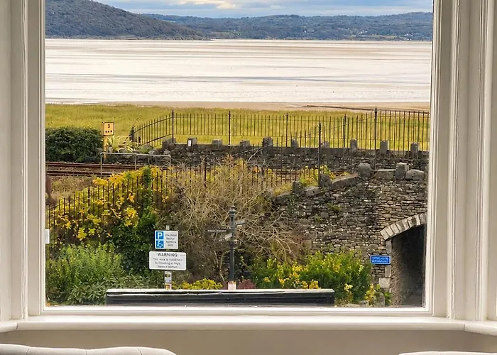 The Commodore Inn Grange-over-Sands