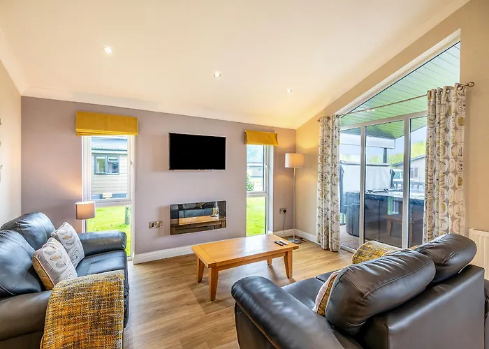 Woodhall Country Park Lodges