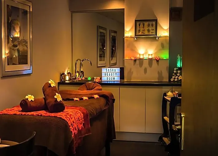 Parkway Hotel & Spa