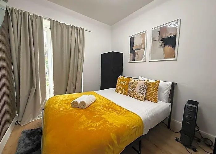 Burnley House-Room B