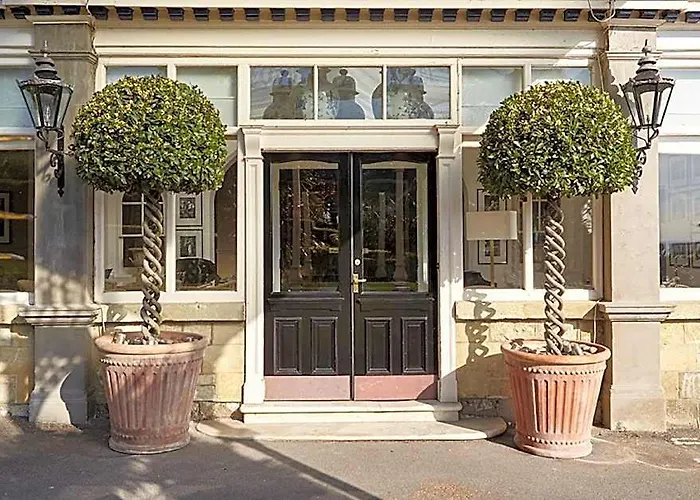 The Royal Hotel