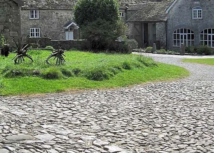 Glynhir Mansion