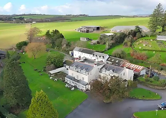 Valley View Lodges
