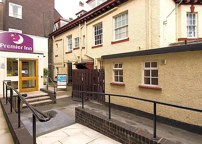 Premier Inn Manchester Altrincham