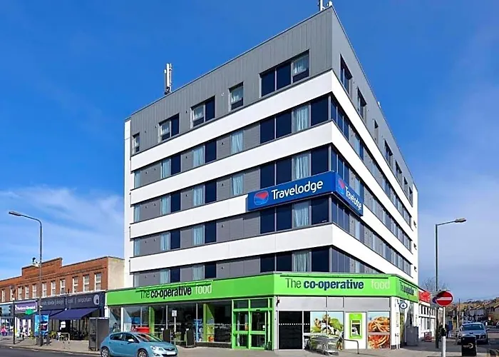Travelodge London Raynes Park