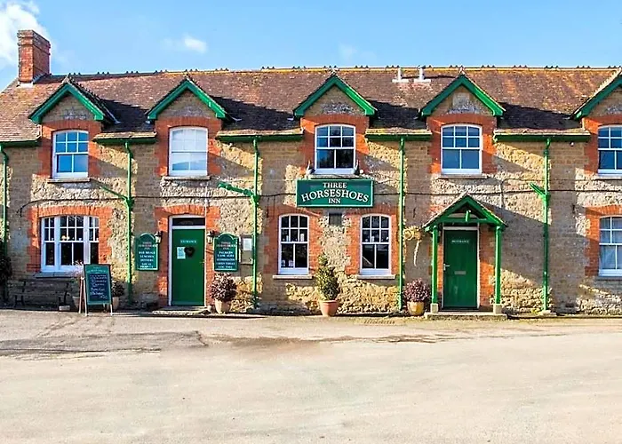 Three Horseshoes Inn