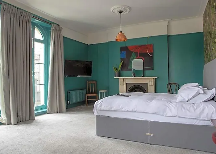 The Crown Rooms