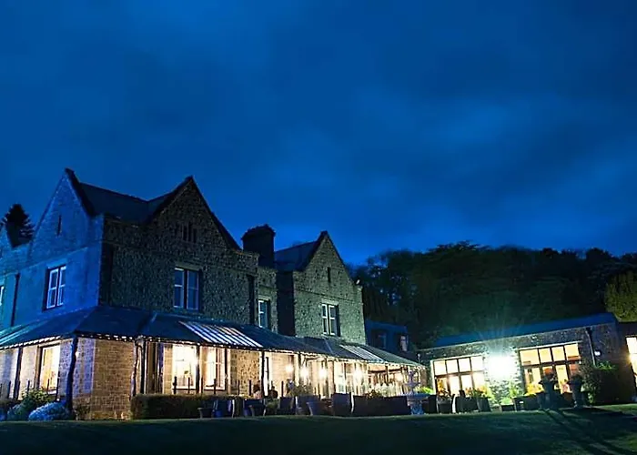 Bron Eifion Hotel