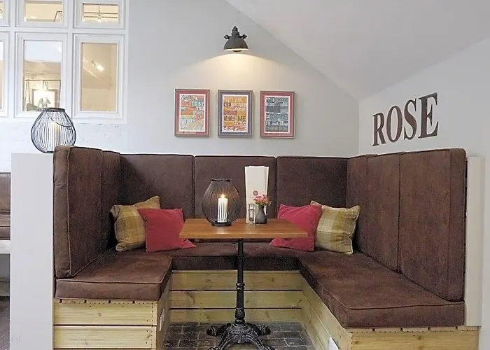 Rose & Crown