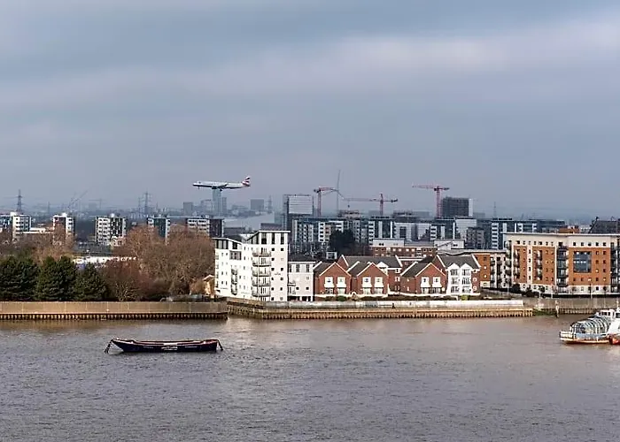 Lt Riverview Apartments - Greenwich
