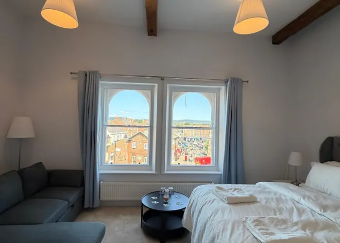 Nova Rooms