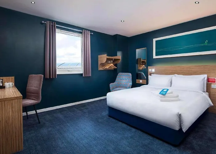 Travelodge Camberley Central