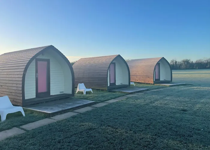 Rodway Hill Golf & Eco Pod Hotel