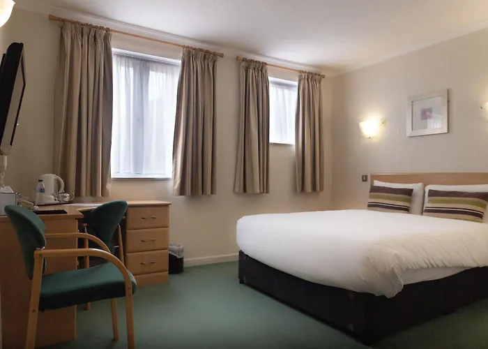 Wycliffe Hotel