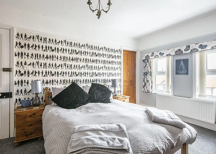 Esklet Guest House
