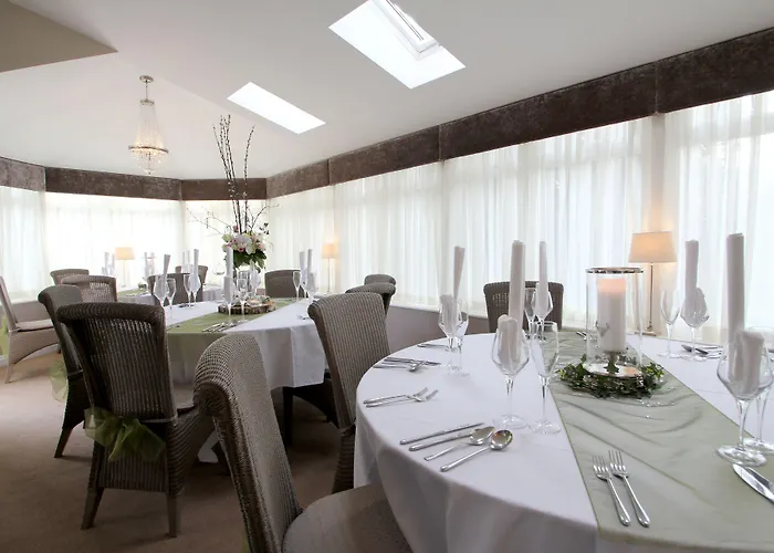 Alexandra Court Hotel