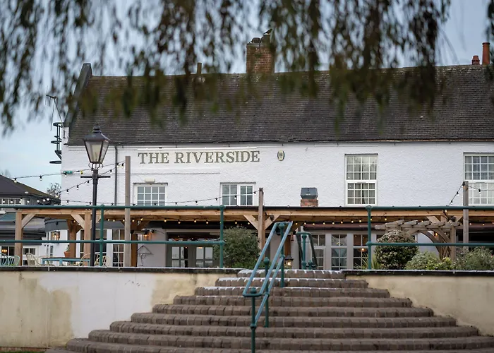 Riverside Hotel By Chef & Brewer Collection
