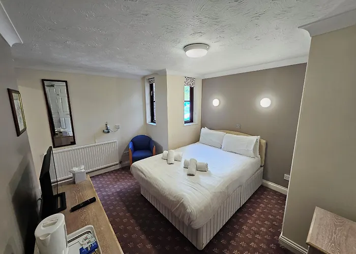 Marsh Farm Hotel Swindon
