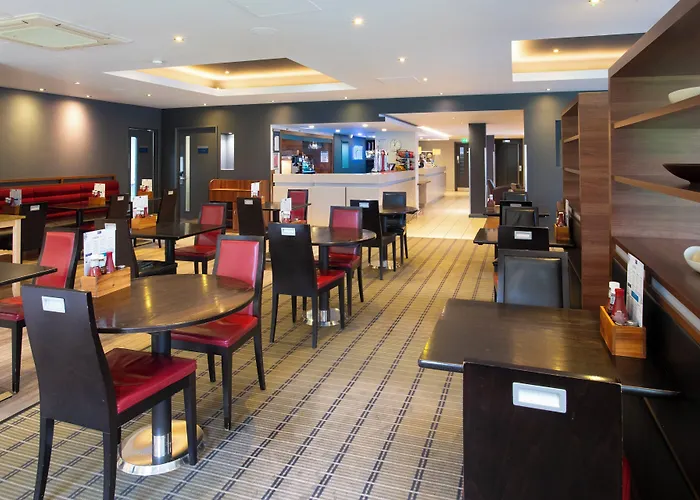 Holiday Inn Express Warwick - Stratford-Upon-Avon By Ihg