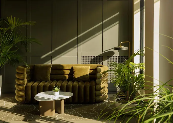 The Lodge Hotel - Putney London