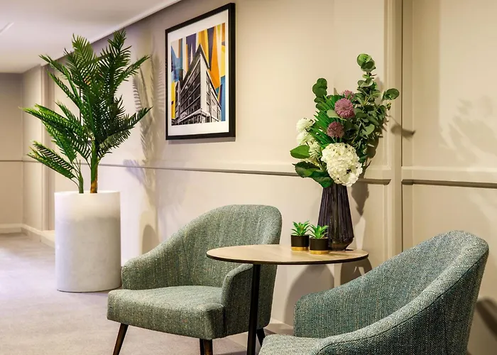 Holiday Inn Milton Keynes Central By Ihg