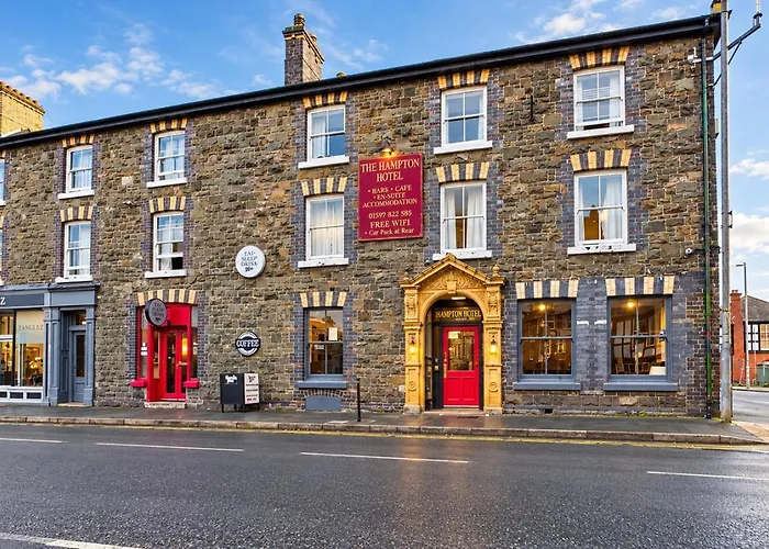 Hampton Hotel & Restaurant