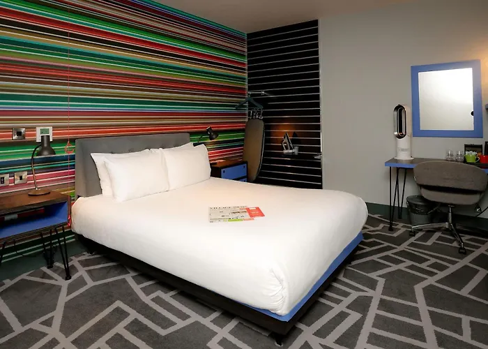 Village Hotel Portsmouth