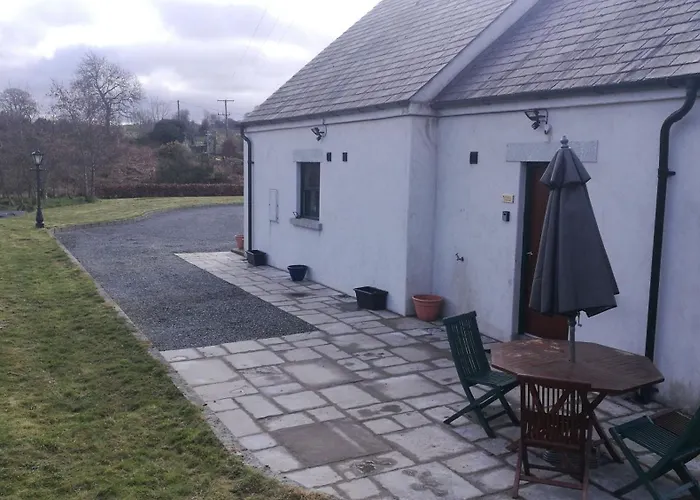 Bluebell Cottage - With Hottub Newry