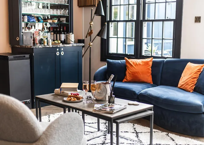 The Railway Hotel By Barefoot Retreats Burnham Market