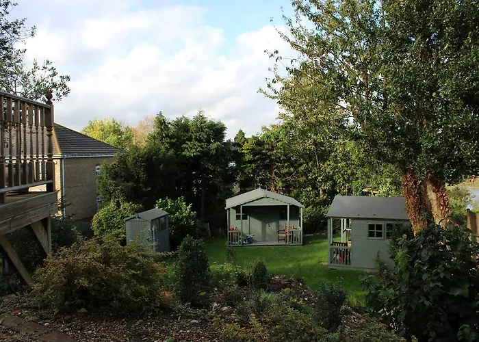 Botleigh Villa