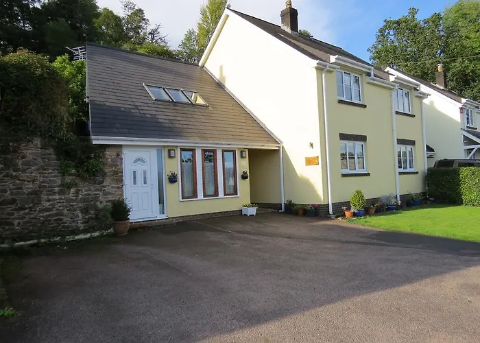 The Great Grubb Bed & Breakfast Totnes