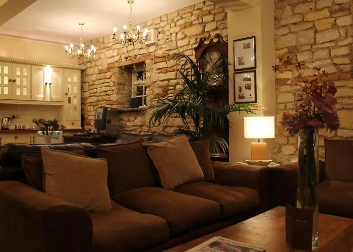 Bail House Hotel Lincoln