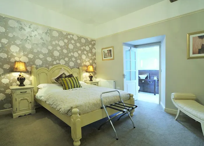 Priory Hotel