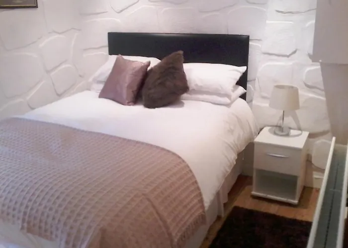 Finn Maccools Public House & Guest Inn