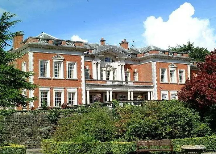 Eaves Hall Country Hotel
