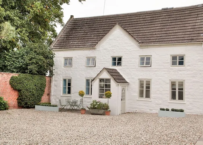 Brooks Country House