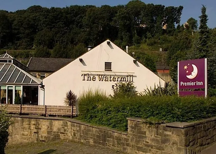 Premier Inn Halifax South