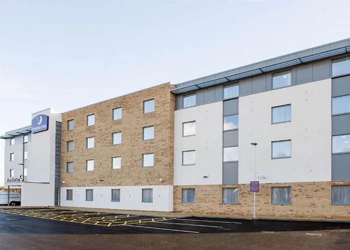 Premier Inn Premier Inn Wrexham City Centre