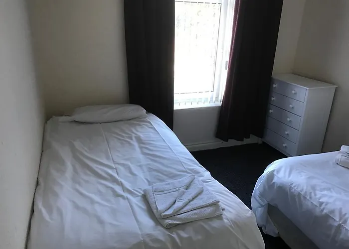 Longfield Road Hotel Darlington 