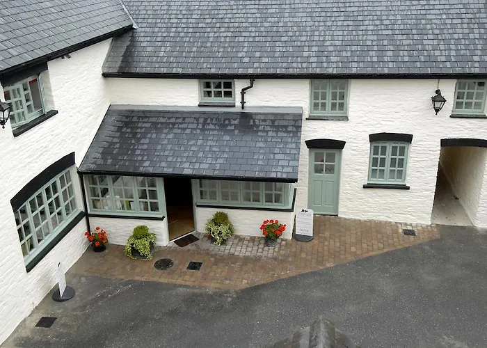 Gwesty'R Emlyn Hotel