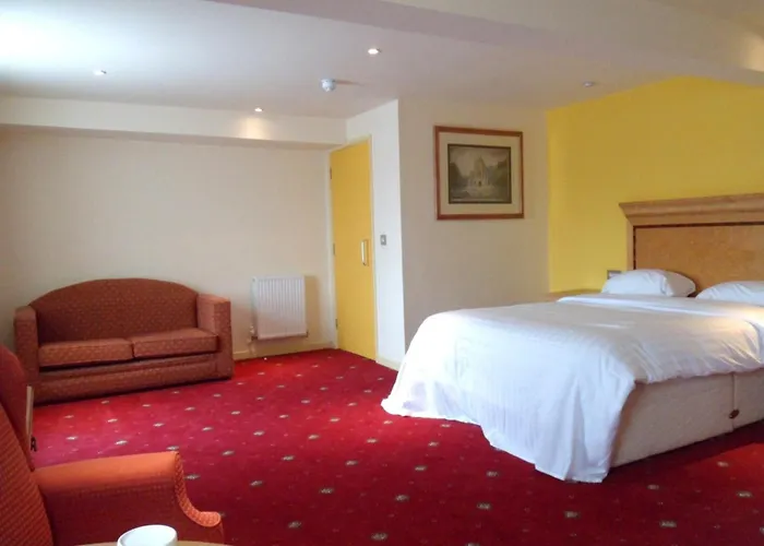Three Queens Hotel