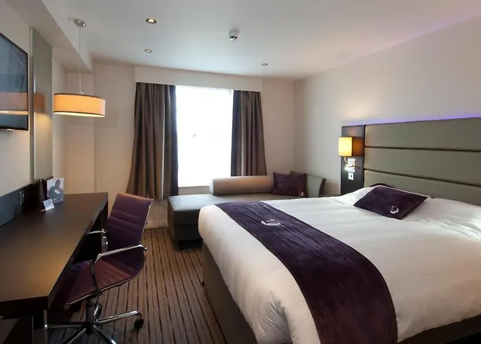 Premier Inn Wirral - Two Mills
