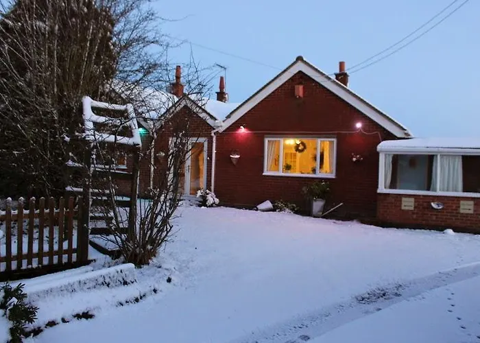 Long Chimneys Bed & Breakfast Ashbourne 