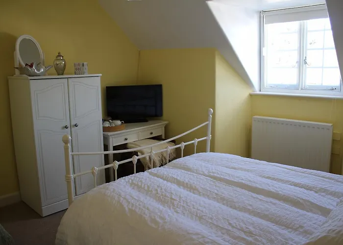 The Olde House Bed & Breakfast Dunster