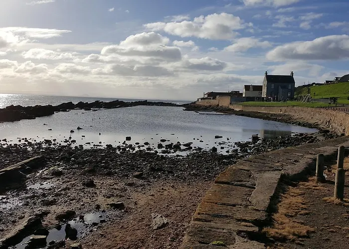 The Coastal Inn 14
